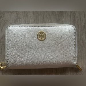 Tory Burch Metallic Silver Wristlet / Wallet with Gold Hardwire